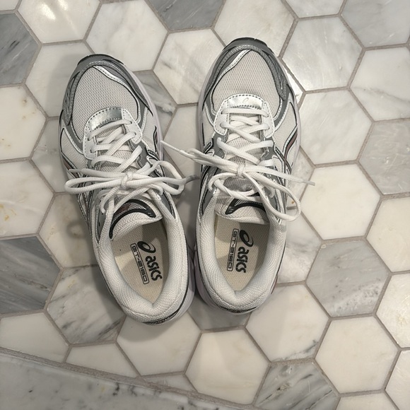 ASICS Women's GT-2160 Sneakers White & Rose Rouge Size 8 - Picture 5 of 7